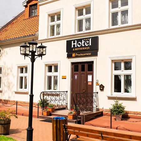 Hotel Przedzamcze Dzialdowo Esterno foto
