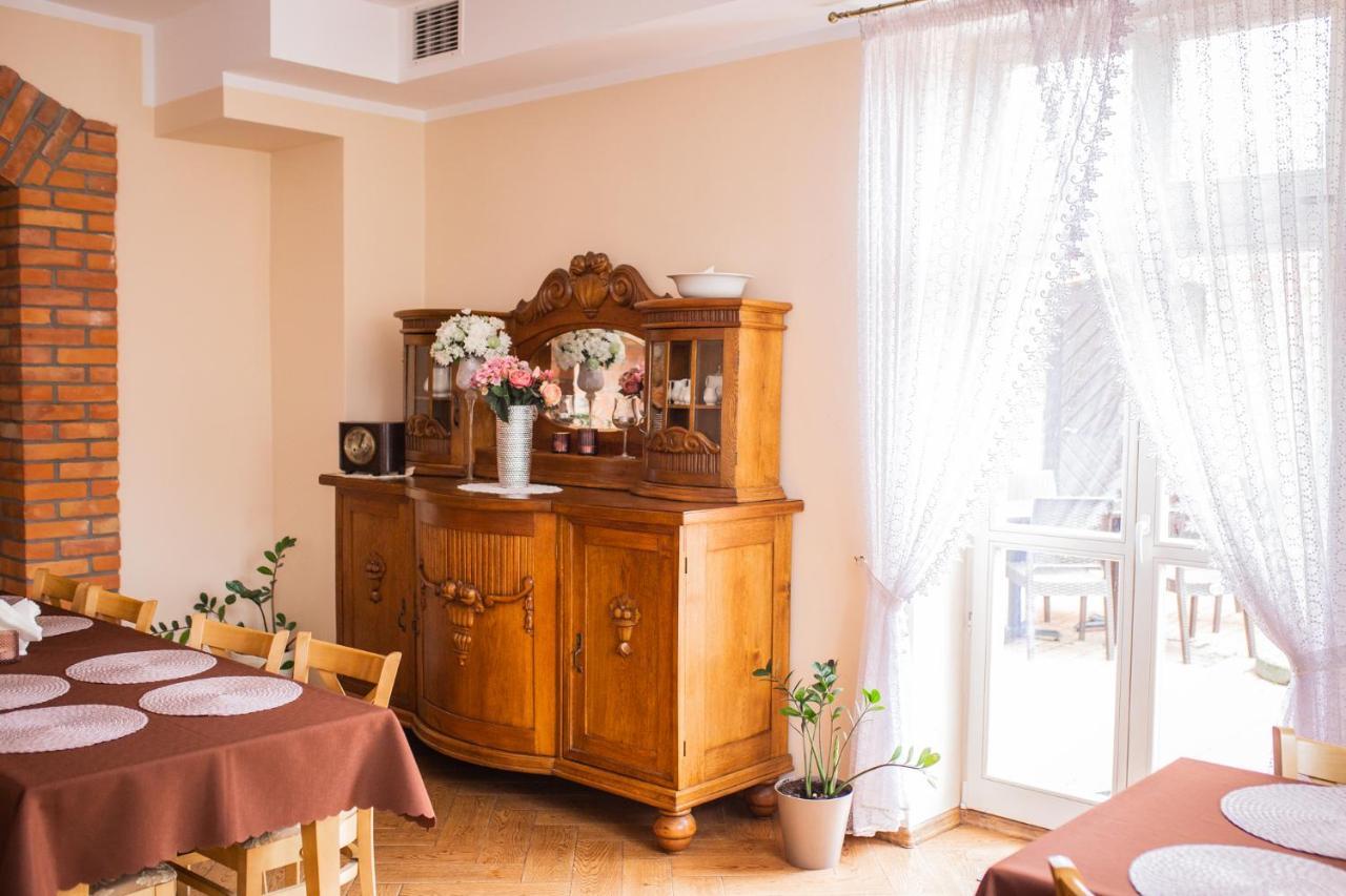 Hotel Przedzamcze Dzialdowo Esterno foto