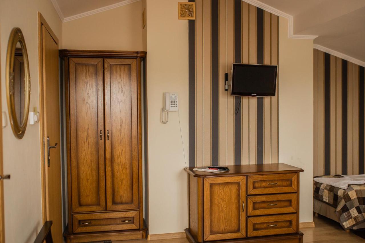 Hotel Przedzamcze Dzialdowo Esterno foto